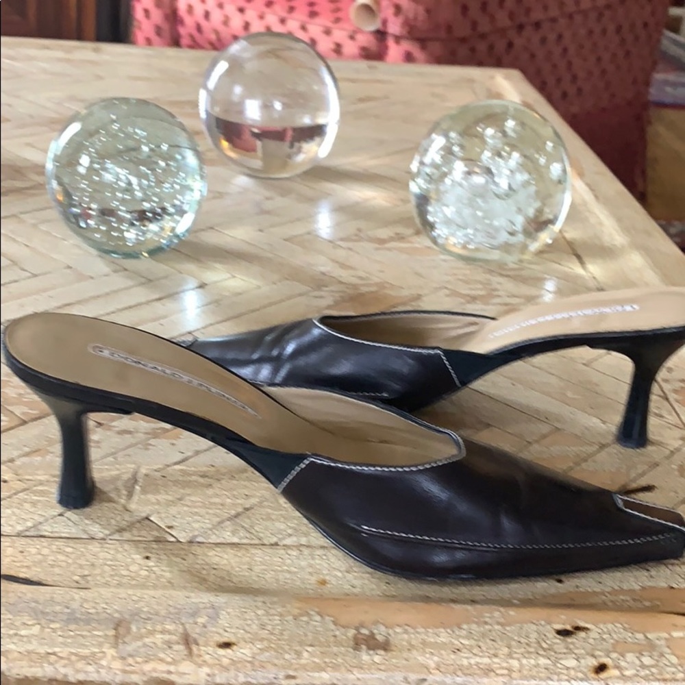 Women’s shoes